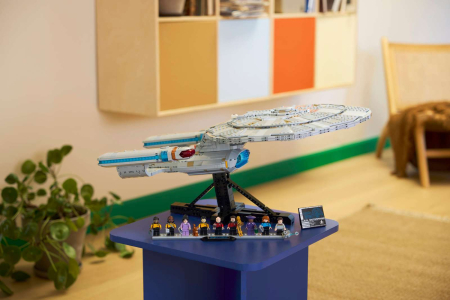 LEGO® Icons - Star Trek: U.S.S. Enterprise NCC-1701-D™ 10356, 3600 piese - pukika.ro [11]