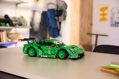 LEGO® Technic - Masina Porsche 911 GT3 R REXY AO Racing 42224, 1313 piese pukika.ro [8]