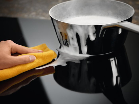 Plită cu Inducție Electrolux, 59 cm, 7350 W, 4 zone, Touch, Negru pukika.ro [1]