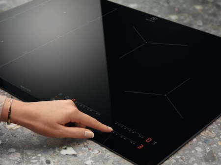 Plită cu Inducție Electrolux, 7350 W, 4 zone, Touch, sticlă neagră pukika.ro [2]