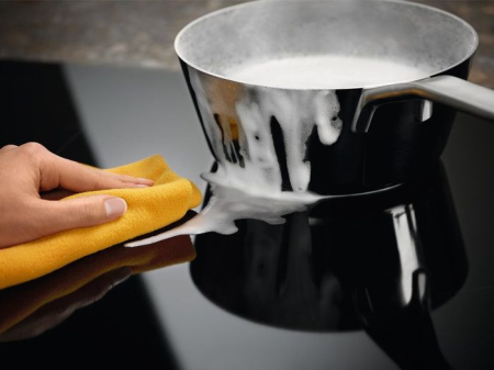 Plită cu Inducție Electrolux, 7350 W, 4 zone, Touch, sticlă neagră pukika.ro [9]