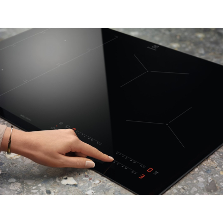 Plită cu inducție Electrolux EIV634, 4 zone, Funcție Bridge, PowerBoost, Touch Control, 59 cm, Negru pukika.ro [7]