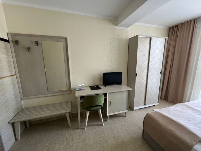Mobilier camera hotel Pur 454 [2]