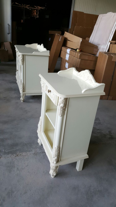 Gheridon alb single  stil Clasic Pur 803 [4]