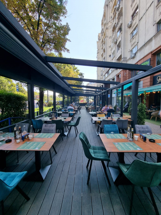 Mobilier terasa Trattoria l'oroscopo - Bucuresti [2]