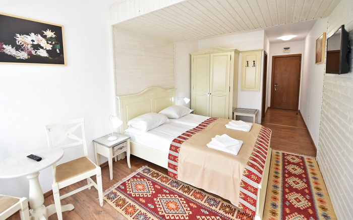 Mobilier camera hotel stil rustic,traditional [2]