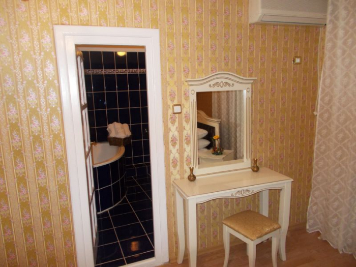 Mobilier camera pensiune  3 [8]