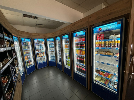 Mobilier pe comanda magazin Cantina Caroserie Dacia [4]