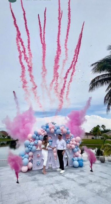 Artificii de zi Roz pentru gender Reveal [2]