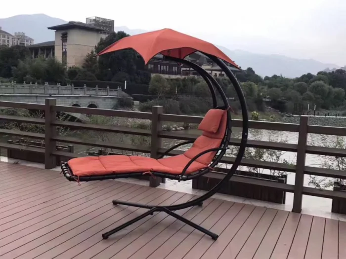Toate Produsele - Balansoar tip șezlong rosu – confort și eleganță pentru relaxare
