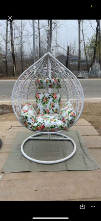 Balansoar suspendat tip cuib din ratan cu pernă florală | Terasă & grădină [2]