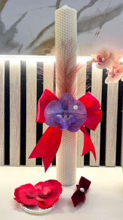 Lumânare decorativă nuntă ivory cu fundă roșie și orhidee