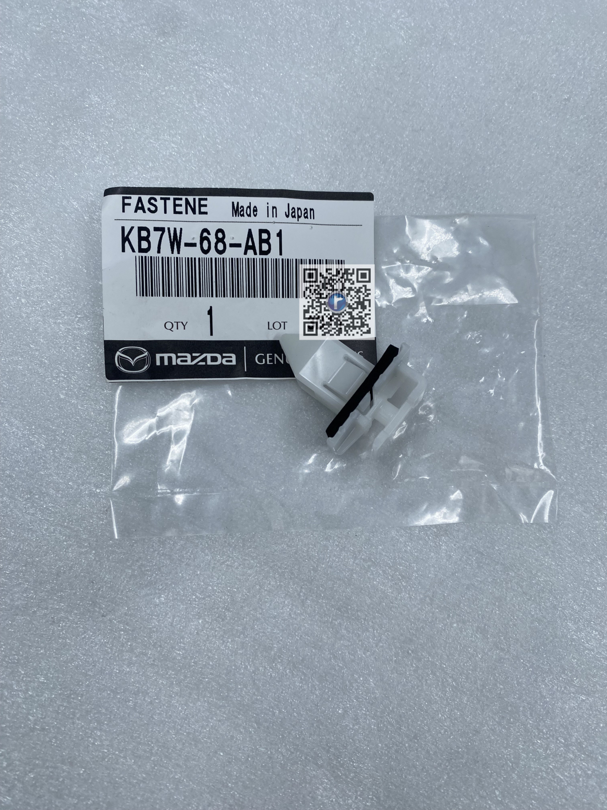 Caroserie - POP-NIET-TÜRPOLSTERUNG – Mazda CX-5 KB7W68AB1