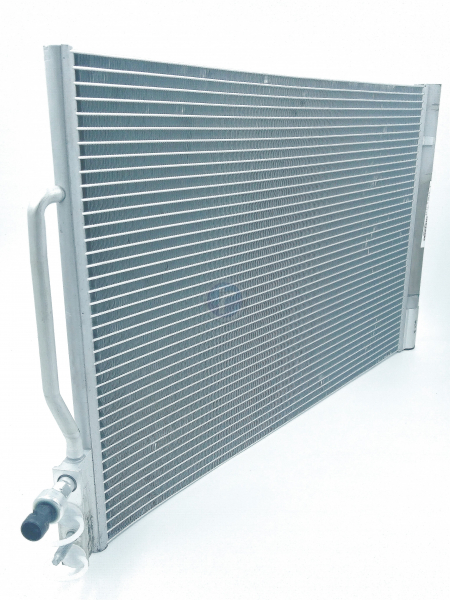 Condensor AC INSIGNIA-B cod 84297681 [2]