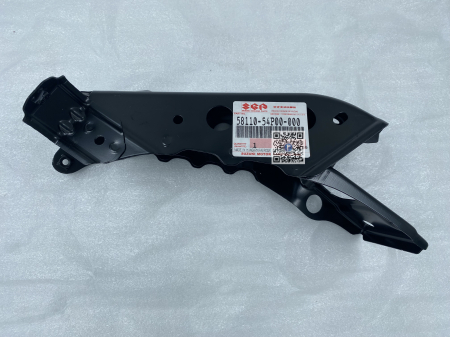 Багажник с запчастями Suzuki - ПРАВА ФАРА - 58110-54P00-000