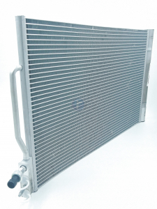 Condensor AC INSIGNIA-B cod 84297681 [1]