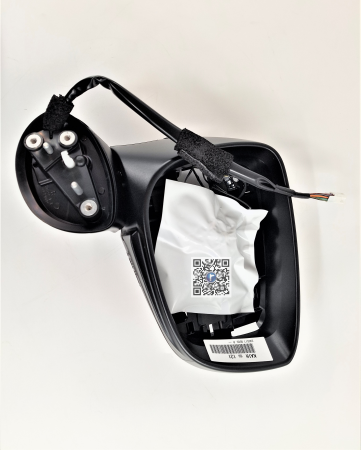 Coffre avec pieces de voiture - CORPS DE RÉTROVISEUR DROIT - Mazda CX-5 KA1H69121