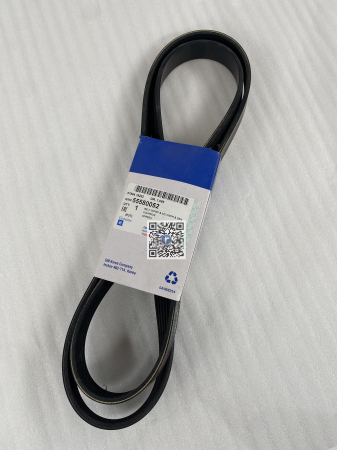 Coffre avec pieces de voiture - CEINTURE D'ALTERNATEUR - Opel Astra J / Insignia 55580052
