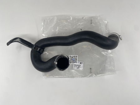 Багажник з деталями Stellantis CITROEN, DS, OPEL, PEUGEOT, VAUXHALL - ШЛАНГ ІНТЕРКУЛЕРА DW10 - Stellantis 9675754080