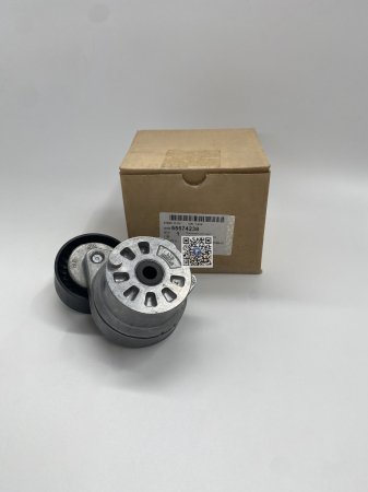 Багажник с автозапчастями - НАТЯЖУВАЧ ГЕНЕРАТОРА - Opel 55574238