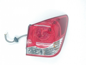 ILUMINARE SI SEMNALIZARE - Lampa stop aripa dreapta CRUZE 2010-2017 cod 95393942