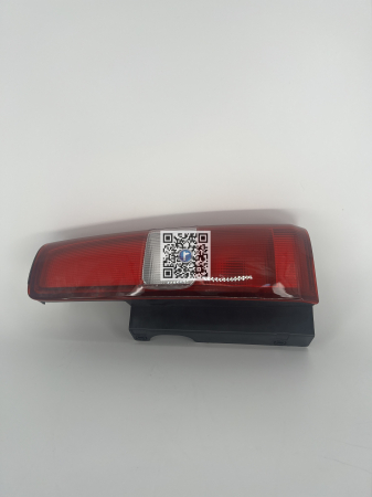 Багажник с автозапчастями - LAMPA STOP ARIPA STANGA - VT 35670-54P00-000