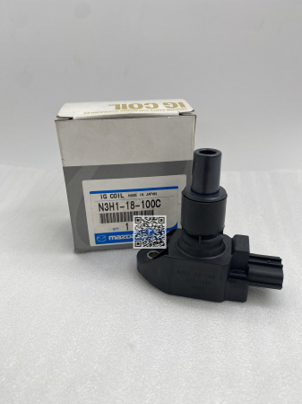 Kofferraum mit Autoteilen - ZÜNDMODUL - Mazda RX-8 N3H118100C