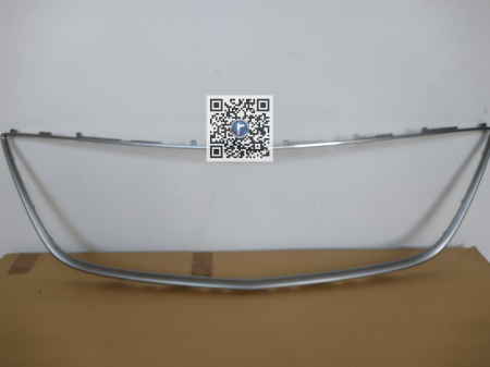 Portbagajul cu piese auto - ORNAMENT CROM GRILA BARA FATA - CX-7 09< EH45501T3B