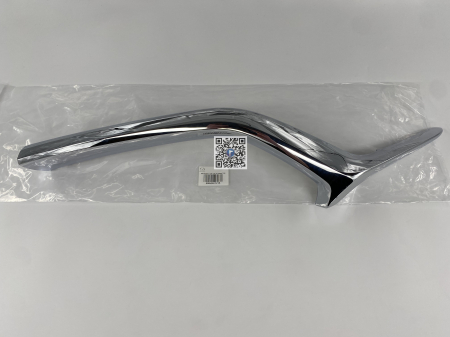 Trunk with car parts - RIGHT RADIATOR GRILL ORNAMENT MAZDA - KB8A507J1B