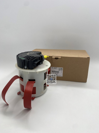 Trunk with car parts - ADBLUE PUMP - Opel Insignia A / Zafira-C / Cascada 39146676