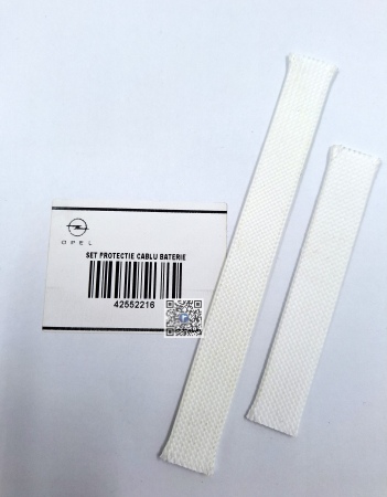 Kofferraum mit Autoteilen - BATTERIEKABEL-SCHUTZ-SET - Opel Antara 42552216