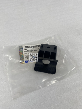 Багажник с автозапчастями - ВЕРХНЯ ОПОРА ВОДЯНОГО РАДІАТОРА - Opel Mokka / Mokka X 96968244