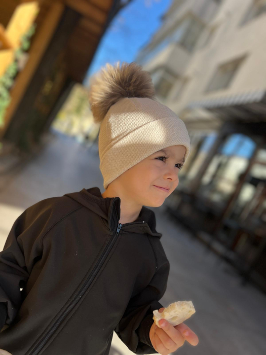 Căciulă din tricot, crem accesorizata cu PomPom Raton, detasabil [2]