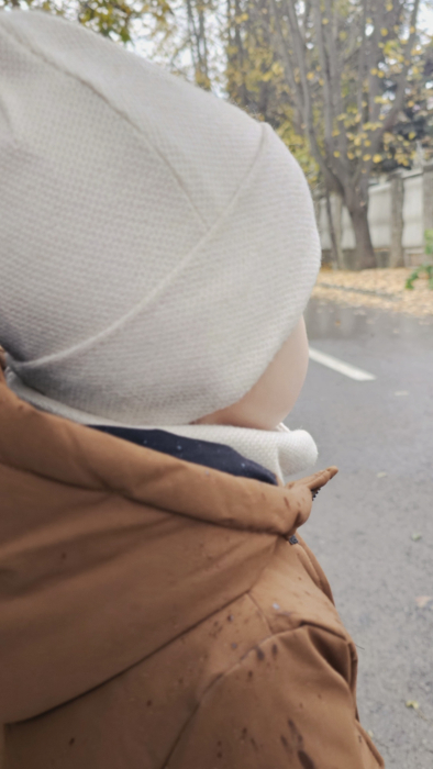 Căciulă din tricot, culoare crem [2]