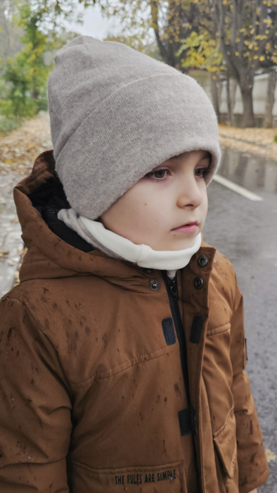 Set caciula cu esarfa circulara, grej [1]