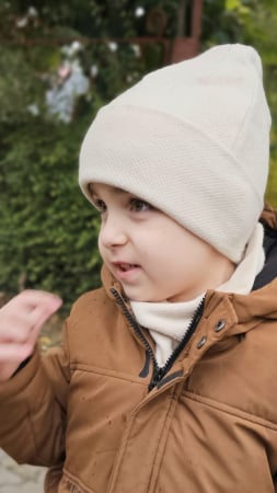 Caciuli copii - Căciulă din tricot, culoare crem