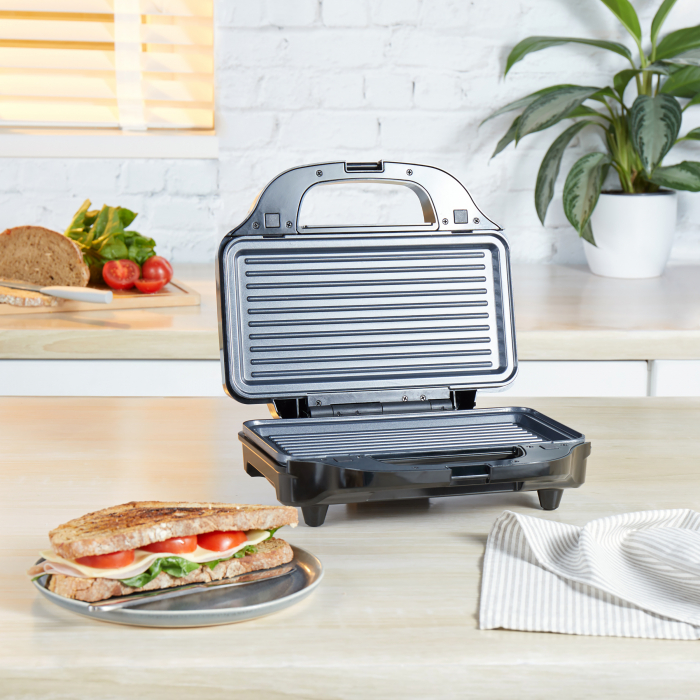 Aparat de sandwich 3 in 1 cu placi interschimbabile, pentru pregatire sandwich, grill sau waffe [4]