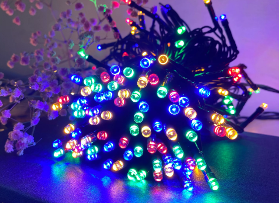 Instalatie pom craciun 240 led multicolor [3]