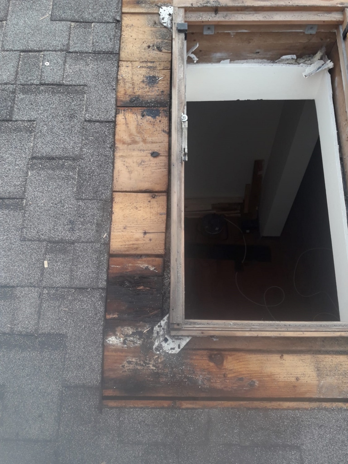 Cand lumina nu mai aduce bucurie: ce se intampla atunci cand fereastra VELUX nu este montata corect