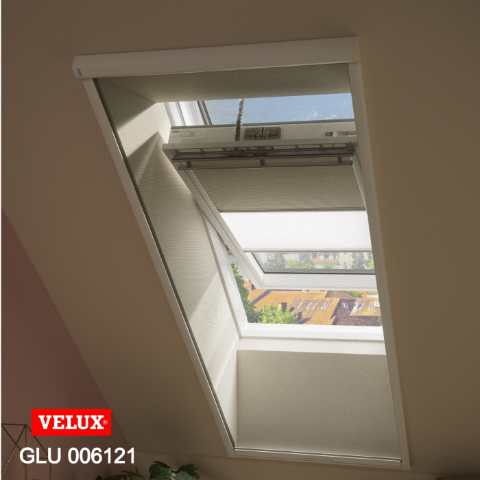 Fereastra VELUX GLU 006121 cu rama EDW 1000 [2]