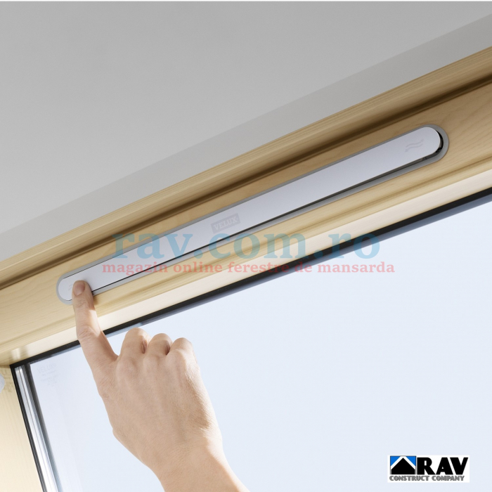 Fereastra de mansarda VELUX GZL 1051B [4]