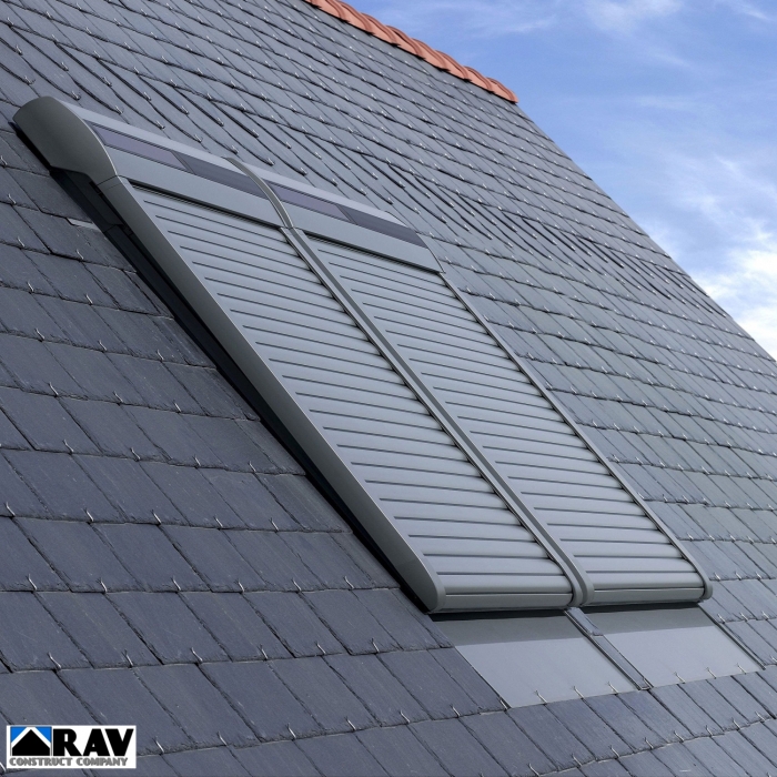 Roleta VELUX cu motor solar [4]