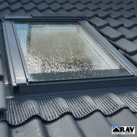 Fereastra VELUX pentru acoperisuri cu panta mica [1]