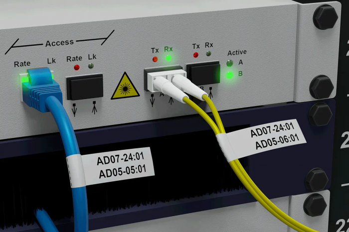 Brother PT-E550WNIVP - set cu aparat de etichetare pentru rețele informatice [7]