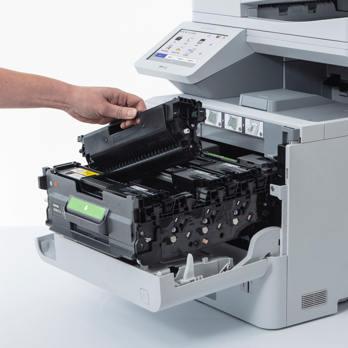 Brother TN-821XLM , Cartuș de toner original magenta de mare capacitate [4]