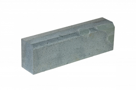 Pavele si borduri din piatra Andezit Albini - Bordura Andezit Albini bizotata LL*/10/15 cm