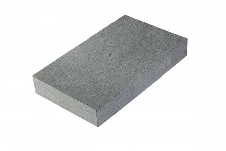 Pavele si borduri din piatra Andezit Albini - Placi Andezit Albini fiamate 8 cm lungimi- latimi variabile