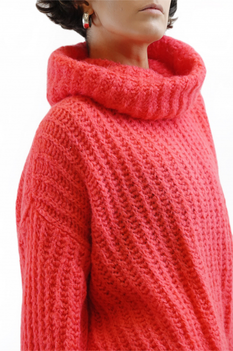Pulover tricotat corai [2]