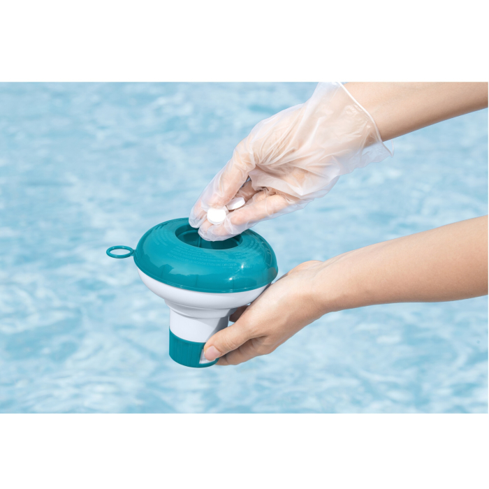Dozator plutitor pentru substante chimice piscina Bestway, diametru 12.5 cm, deschidere reglabila, pentru tablete cu diametru de pana la 2.5 cm, albastru/alb [3]
