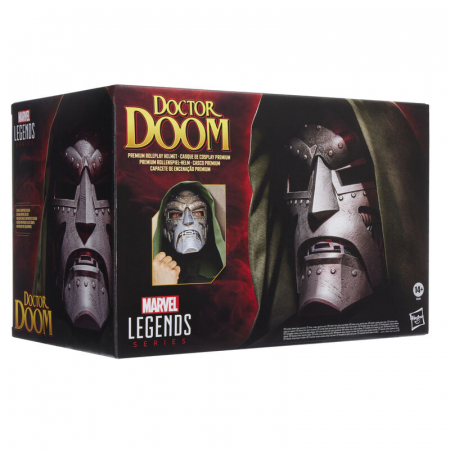 Casca Hasbro Premium Doctor Doom Marvel Legends [4]